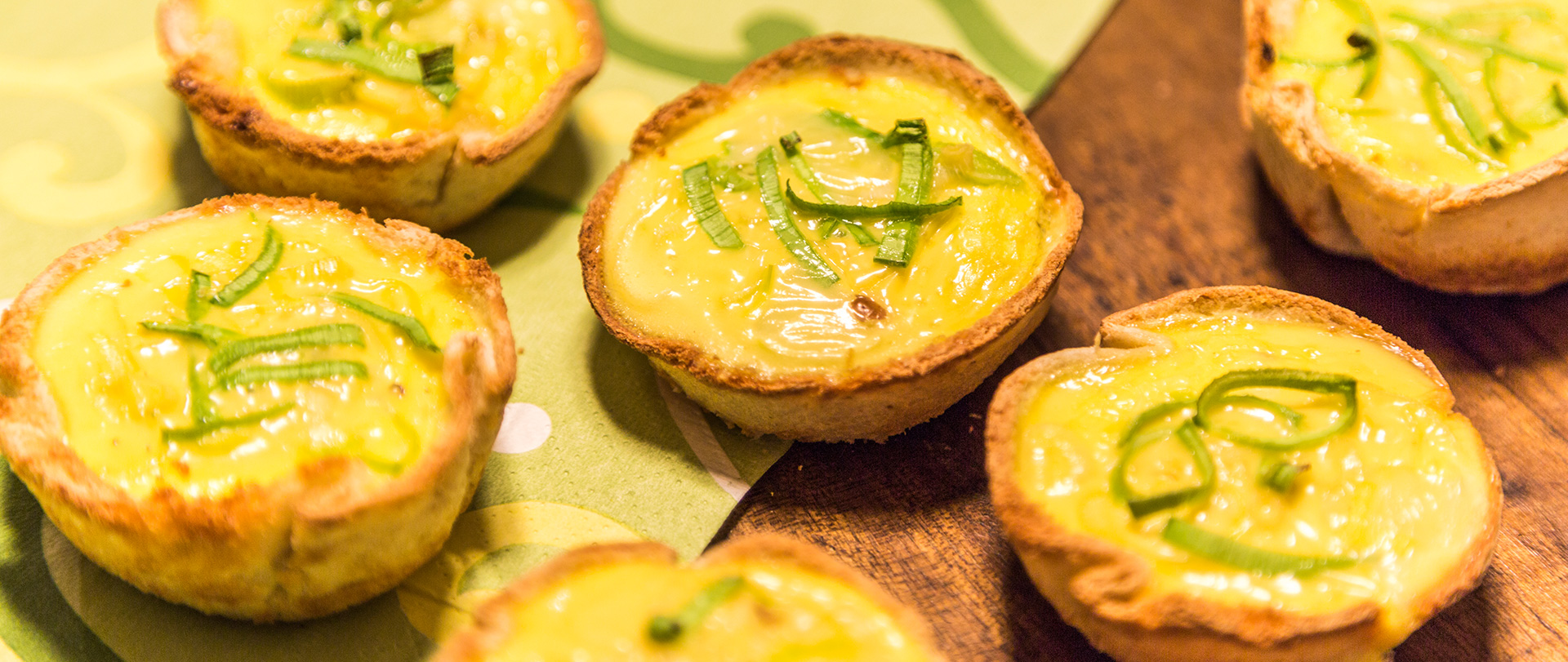 Mini quiches de alho poró