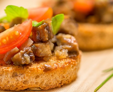 Bruschetta de berinjela à Napolitana