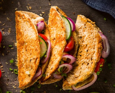 Tacos de frango e vegetais