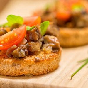 Bruschetta de berinjela à Napolitana