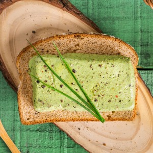 Terrine de espinafre e frango sobre o Pão