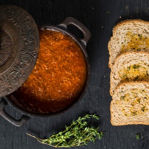 Ragú de carne de Panela com Torradas