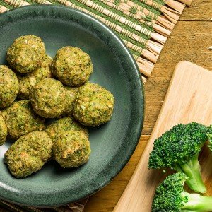 Bolinho de Brócolis assado